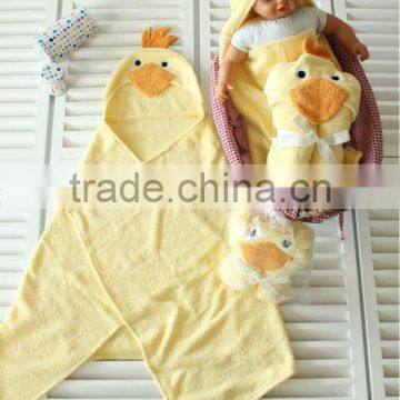 2016 bamboo baby hooded towel with Animal Design