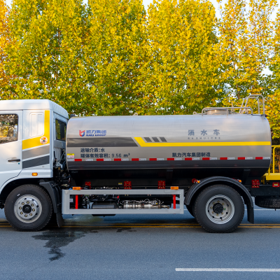 Water Tanker Truck Price for Dongfeng 4X2 6X4 Water Spray Truck,Sprinkler Tank Truck Shacman Water Tanker Trucks,10 Cbm 12cbm 20m3 Water Tank Truck for Hot Sale