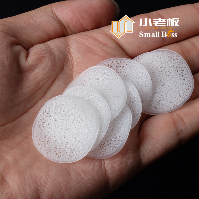 Produit en forte demande : média flottant de filtre biologique MBBR 5500m2/m3, bio-puce 30 pour l'aquaculture en système RAS