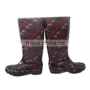 fashion plaid print PVC rain boots,antiskid inject boots for women fancy boots for women