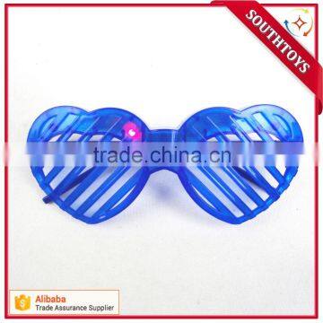 Party LED Flashing Light Up Heart Shape Shutter Shades Glasses