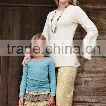 Mix color and buttons mother and daughter dress clothing sets with Printed fabric