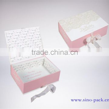 Clothing gift packaging box skirt gift packaging box cardboard box