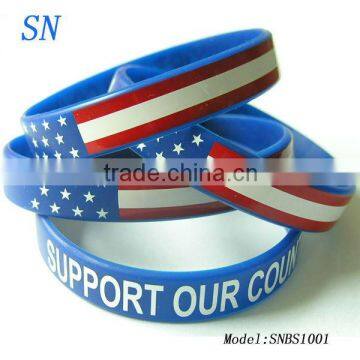 New design pretty charm most popular fashion cheap custom silicone bracelets