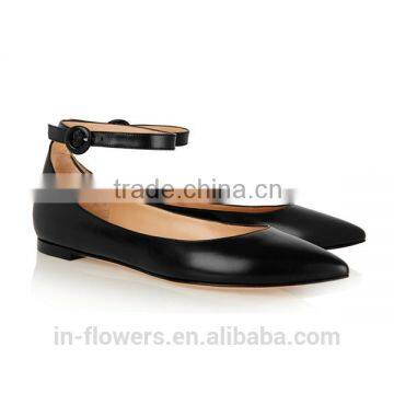 Wholesale OEM genuine leather ankle strap flat women closed shoes