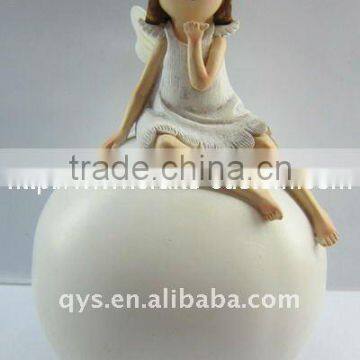 Lovely Sitting Fairy Figurine for Home Decoration