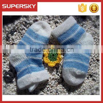 V-95 Colorful new design anti-slip wholesale baby socks/knitted baby socks