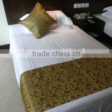 100% Polyester hotel Bed Runner and bed spread