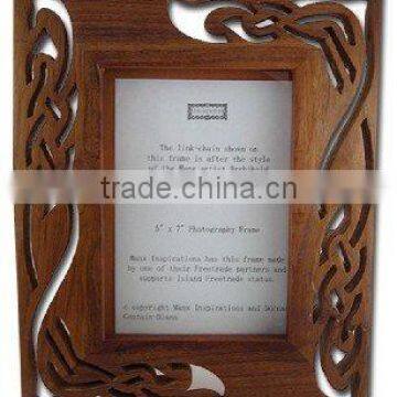 carved photo frame