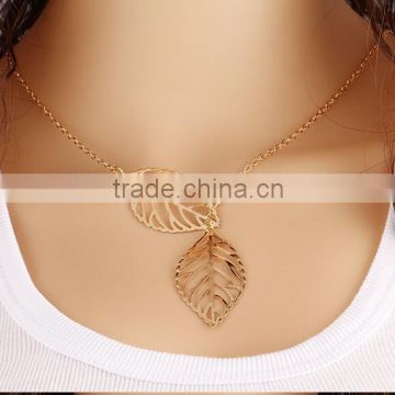 2015 Latest design alloy double leaf short necklace