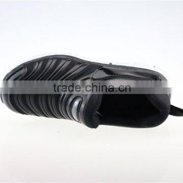 Eco-Friendly Unique Design Lots Sneakers photo-5