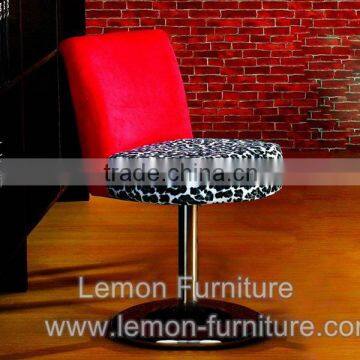 Low price OEM leisure rattan outdoor cafe table chair