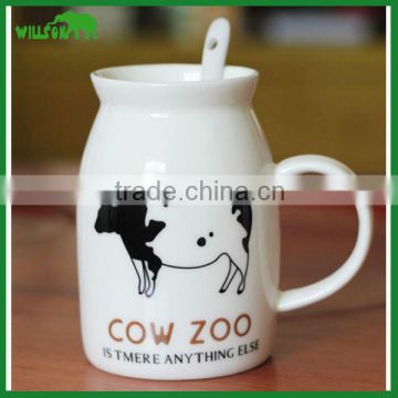 2016 New product stoneware ceramic embossed milk mug