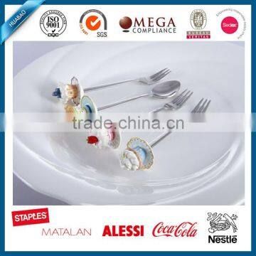 dessert shape stainless steel 18/0 dessert spoon and fork set with polyresin head, hand craft flute decoration