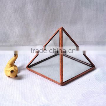 Pyramid shaped glass terrarium for indoor plant holder