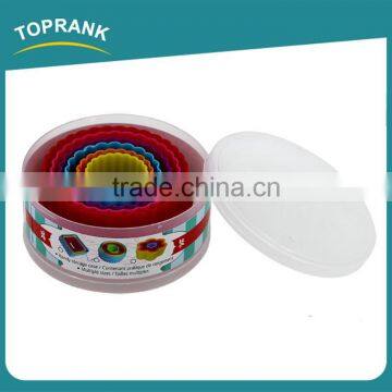 Toprank Free Sample Provide Wholesale 6PCS Different Size Round Plastic Cookie Cutter Set Bakeware Cake Cutter Cake Cookie Mould photo-2