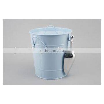 2015 hot sales clear pet food bucket