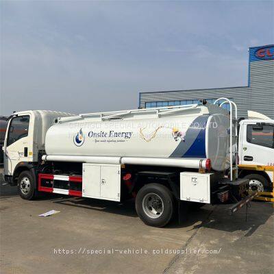 Heavy Duty Oil Truck Advanced Safety Industrial Material Transport