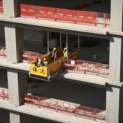 Efficient Material Handling 5 Ton Retractable Crane Loading and loading Platform