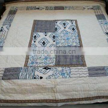 Attractive color combination patch print classic quilt