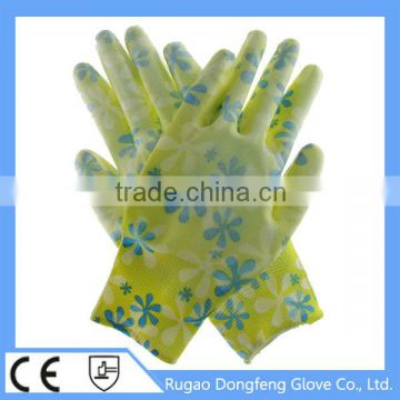 CE approved 13g nylon fashion gloves for General handing