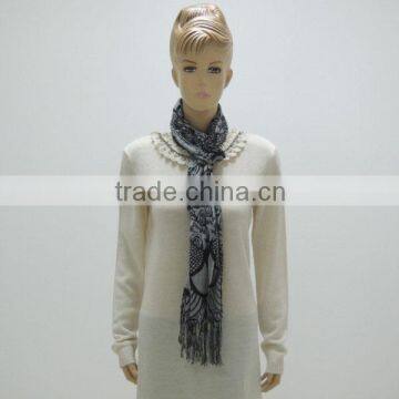 TYS129 long scarf with white and black