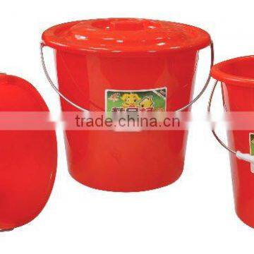 plastic bucket with metal handle PE 22L