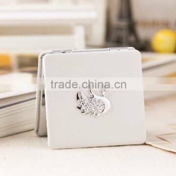 Personalized white color pu leather pocket compact mirror