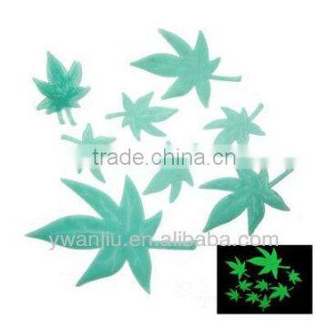 Supply Romantic houseful luminous Stickers / bedroom wall sticker / ceiling plaster --Maple leaves