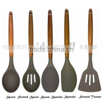 SP-1545 New product Wooden Handle silicone kitchen tool set