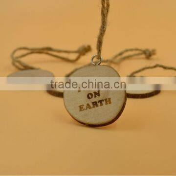 2015 New Design Die Cut Christmas Wood Key Chain photo-4