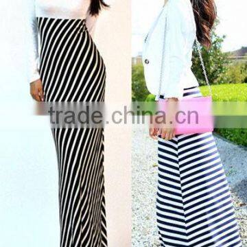 Sexy Black White Fitted Striped Long Sleeves Full Length Maxi Resort Dress M