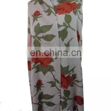 Woven and Knitted Cashmere With Block (Screen) Print photo-2