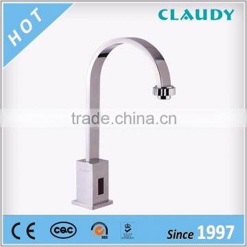 China Manufacturer Polished Solid Brass Sink Automatic Faucet