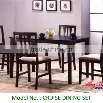 CRUISE DINING SET