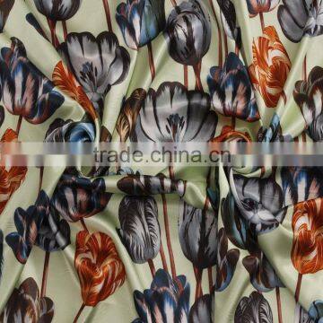 Flower Designes of Digital Print Cotton Fabric Textiles for Girl Dress photo-5