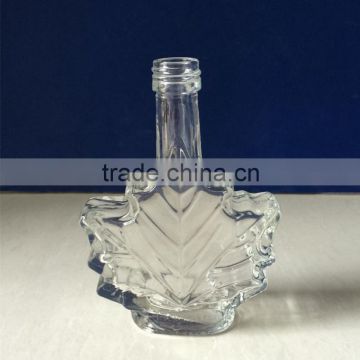 leaf shape 50ml glass wine bottle with screw lid