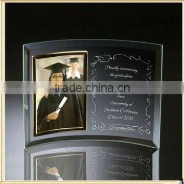 Personalized Curved Crystal Glass Picture Frame/Photo Frame For Graduation Souvenir Gifts                        
                                                Quality Choice