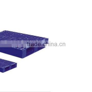 Good quality of green color plastic pallet