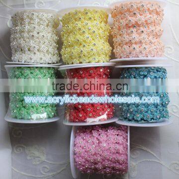 Factory wholesale 15mm Many Color Choosed Flatback Plastic Flower Pearl with Rhinestone Chain Trim