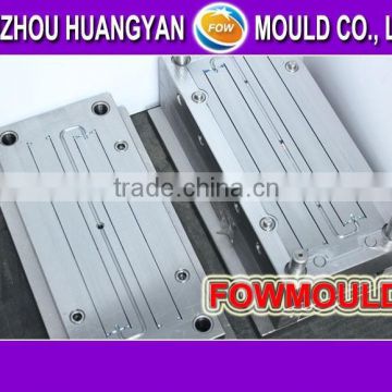 2015 High quality 4 cavities handle injection mould for manufacturing