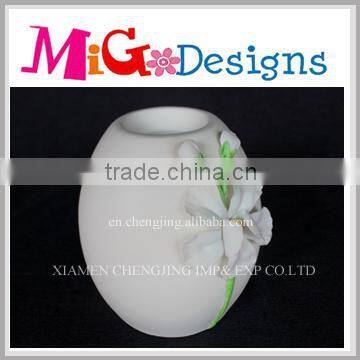 China Production Fashionable Dolomite Ceramic Flower Candle Holders