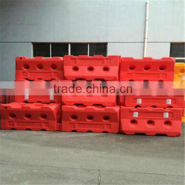 2016 Hot Sale Easily Assembled Road Barriers photo-5