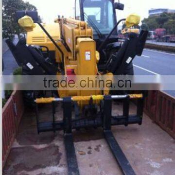 Telescoping handler 3.5t