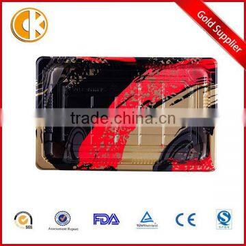 Disposable compartment plastic tray for food serving