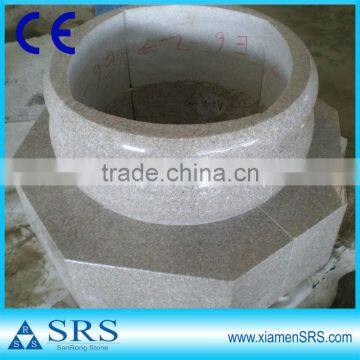 G681 Pink beige hollow granite column base