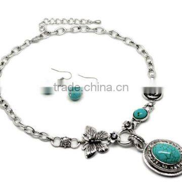 Vintage Summer Butterfly Flower Turquoise Cabochon Necklace Turquoise Earring Beautiful Jewelry Set photo-3