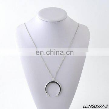 Dainty Simply Crescent Pendant Necklace