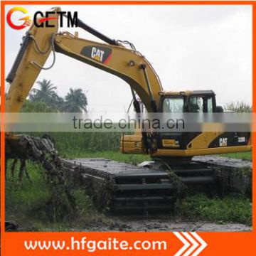 Long operation life amphibious excavator