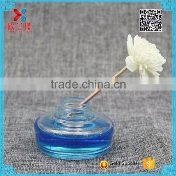 60ml car air freshener diffuser bottle aromatherapy reed diffuser glass bottle with sola flower                        
                                                                                Supplier's Choice